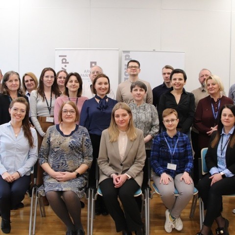 Powiększ obraz: Fotografia przedstawiająca pracowników Archiwum Państwowego w Radomiu z roku 2025
